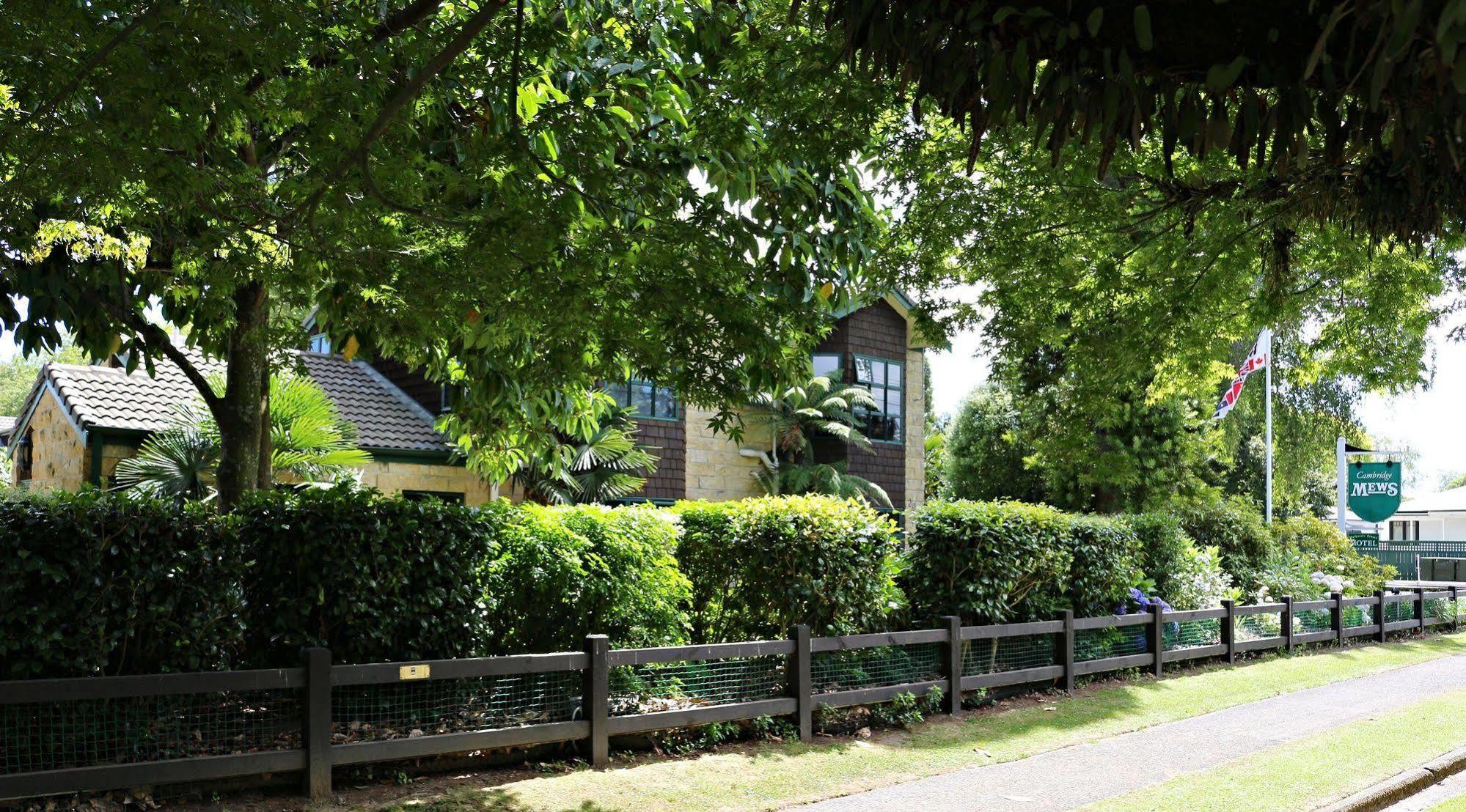Cambridge Mews Motel Exterior foto